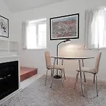 Salgadeiras - Bairro Alto Apartment *