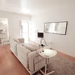 Salgadeiras - Bairro Alto Apartment *