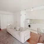 Salgadeiras - Bairro Alto Apartment *
