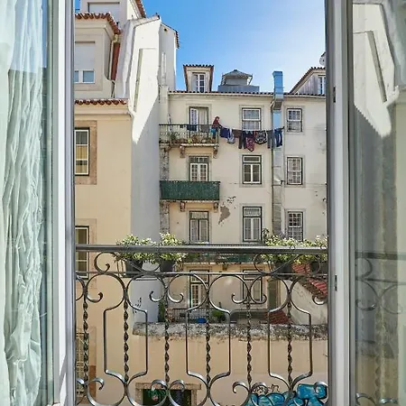 Daire Salgadeiras - Bairro Alto *